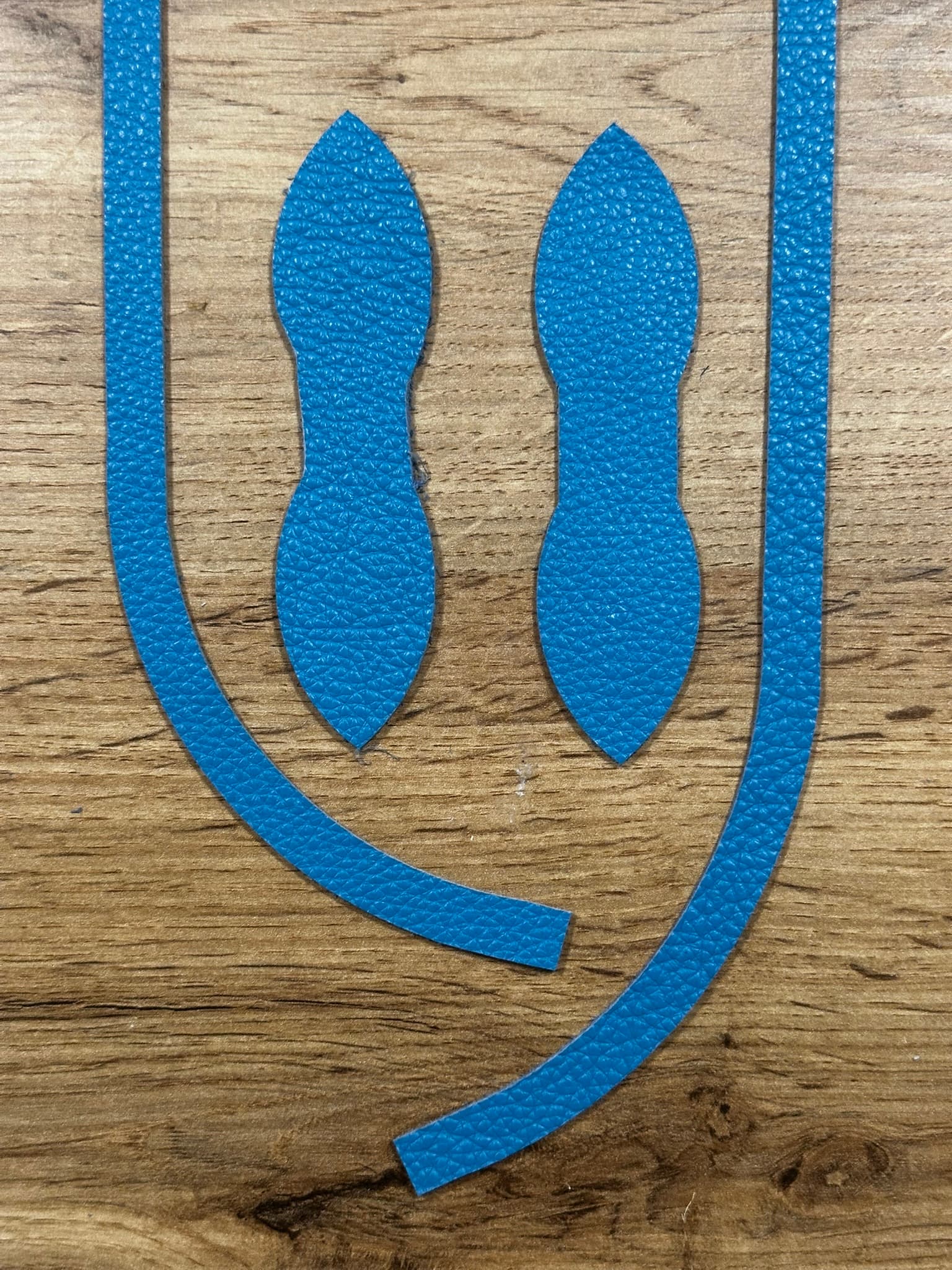 Natural ‘Bovine’ Leather – Bespoke Template Prototype for a Fashion Industry Client – Narrow Template Elements, Photo 2
