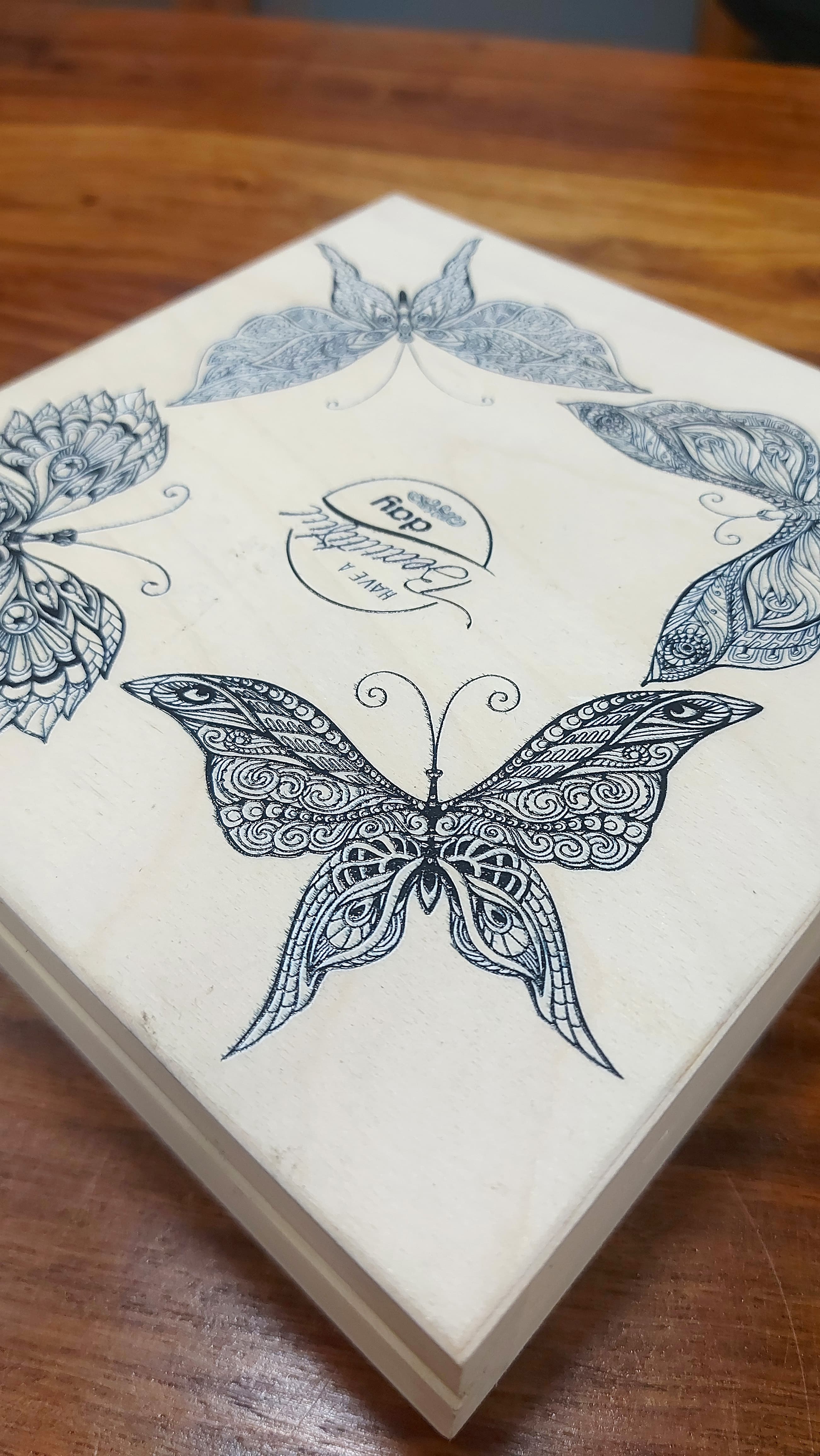 Plywood UV printing precision